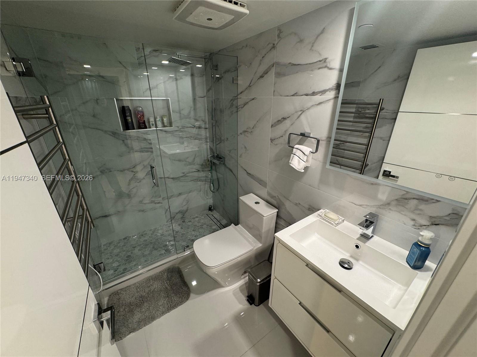 LEXCELLENCE CONDO - Residential