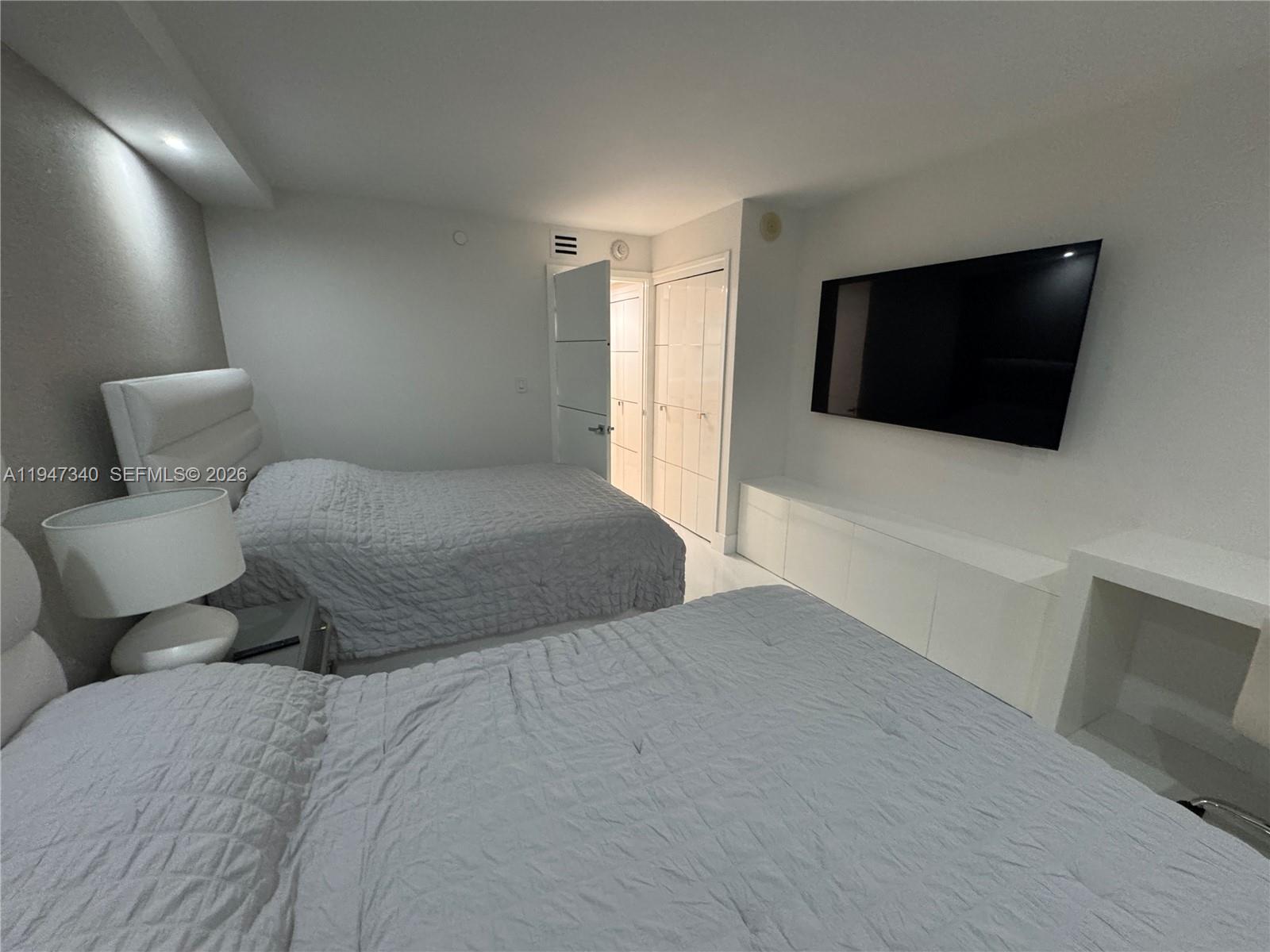 LEXCELLENCE CONDO - Residential