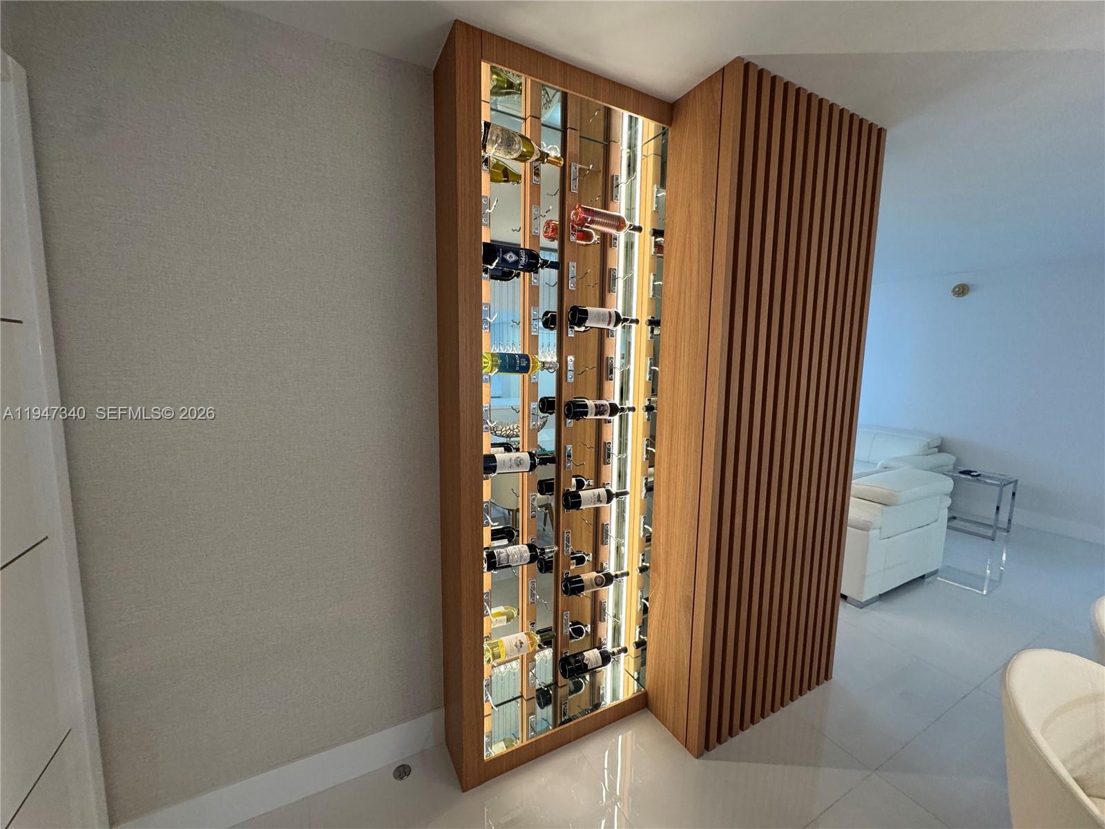 LEXCELLENCE CONDO - Residential