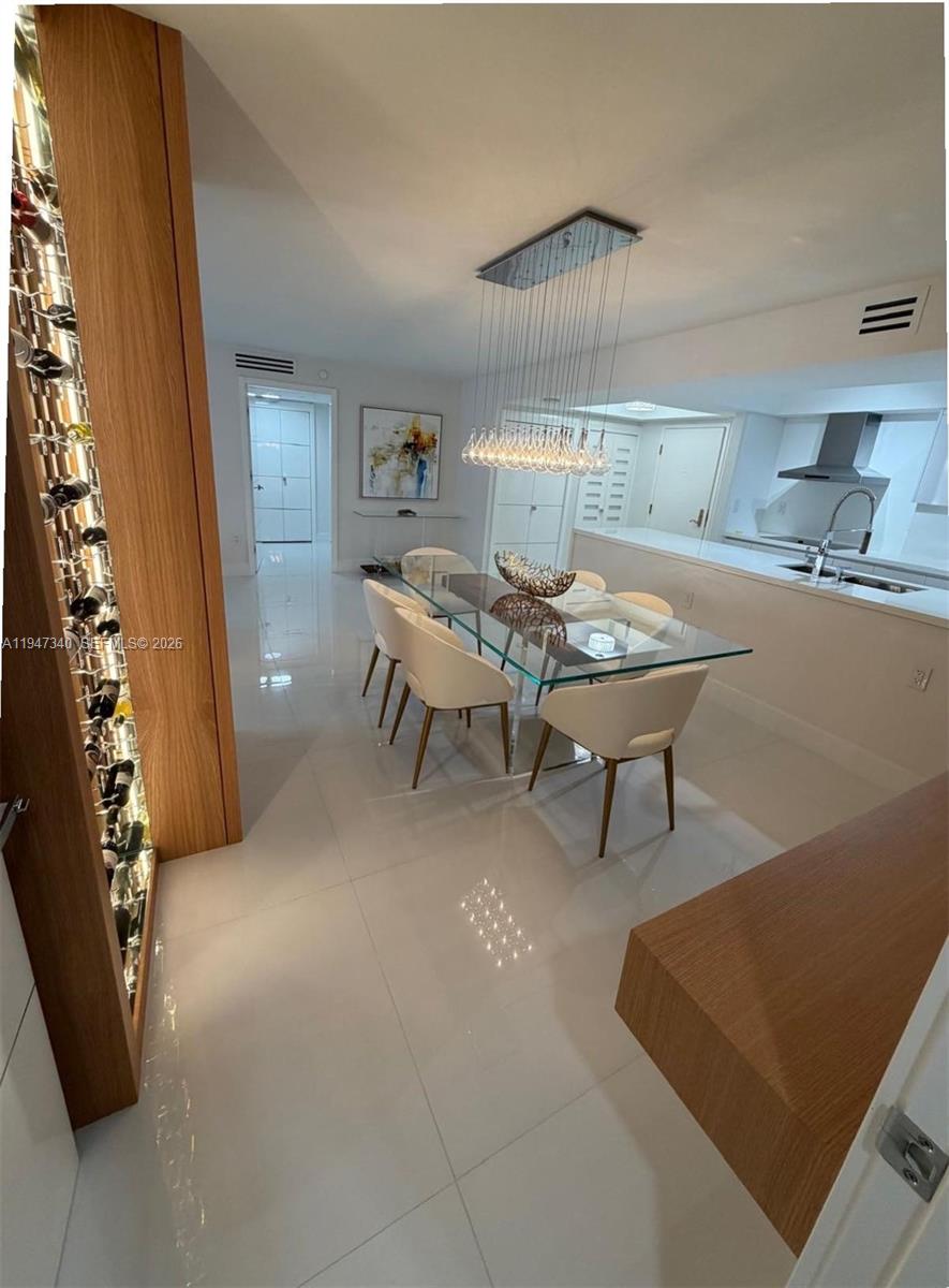 LEXCELLENCE CONDO - Residential