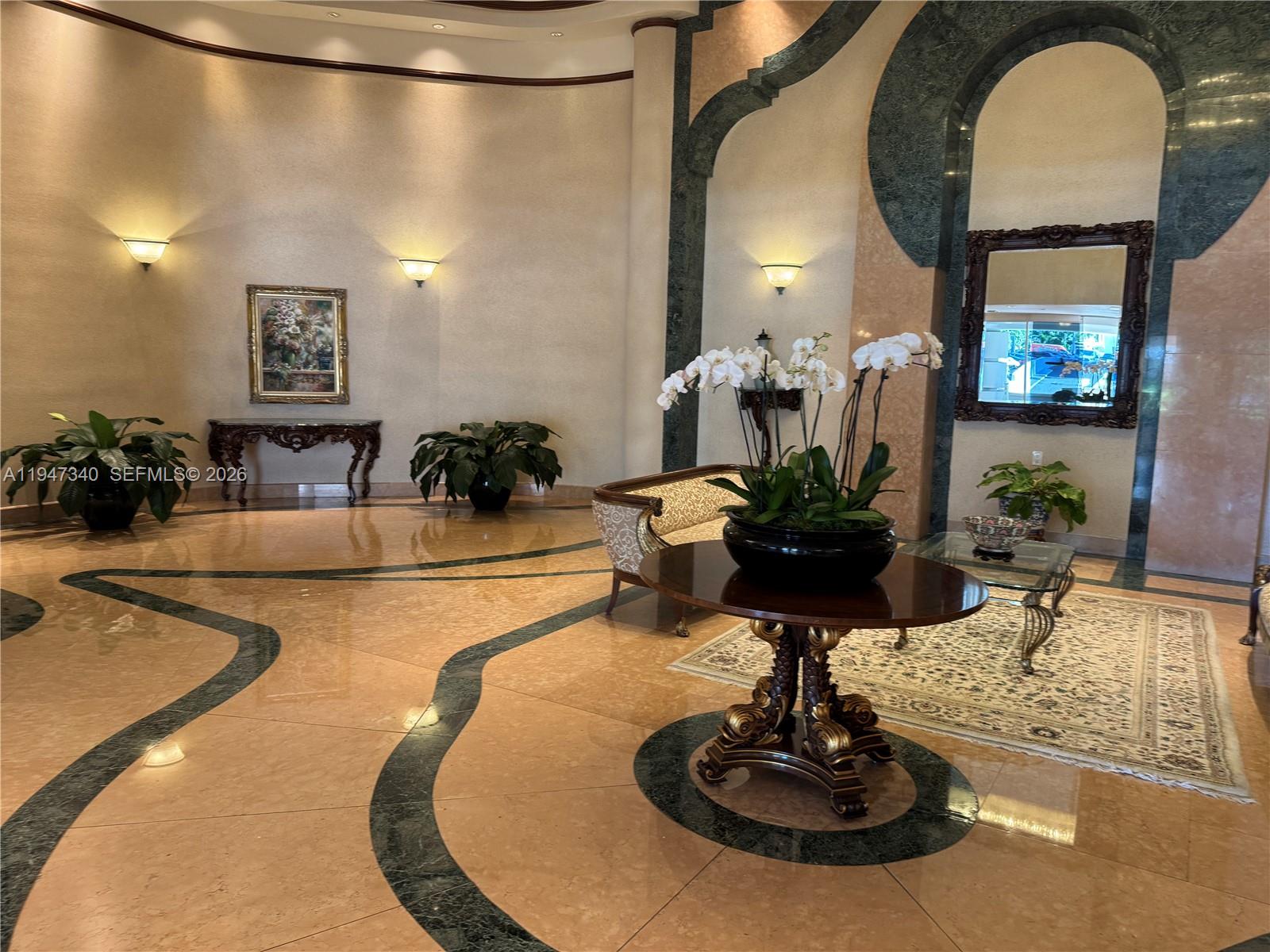 LEXCELLENCE CONDO - Residential