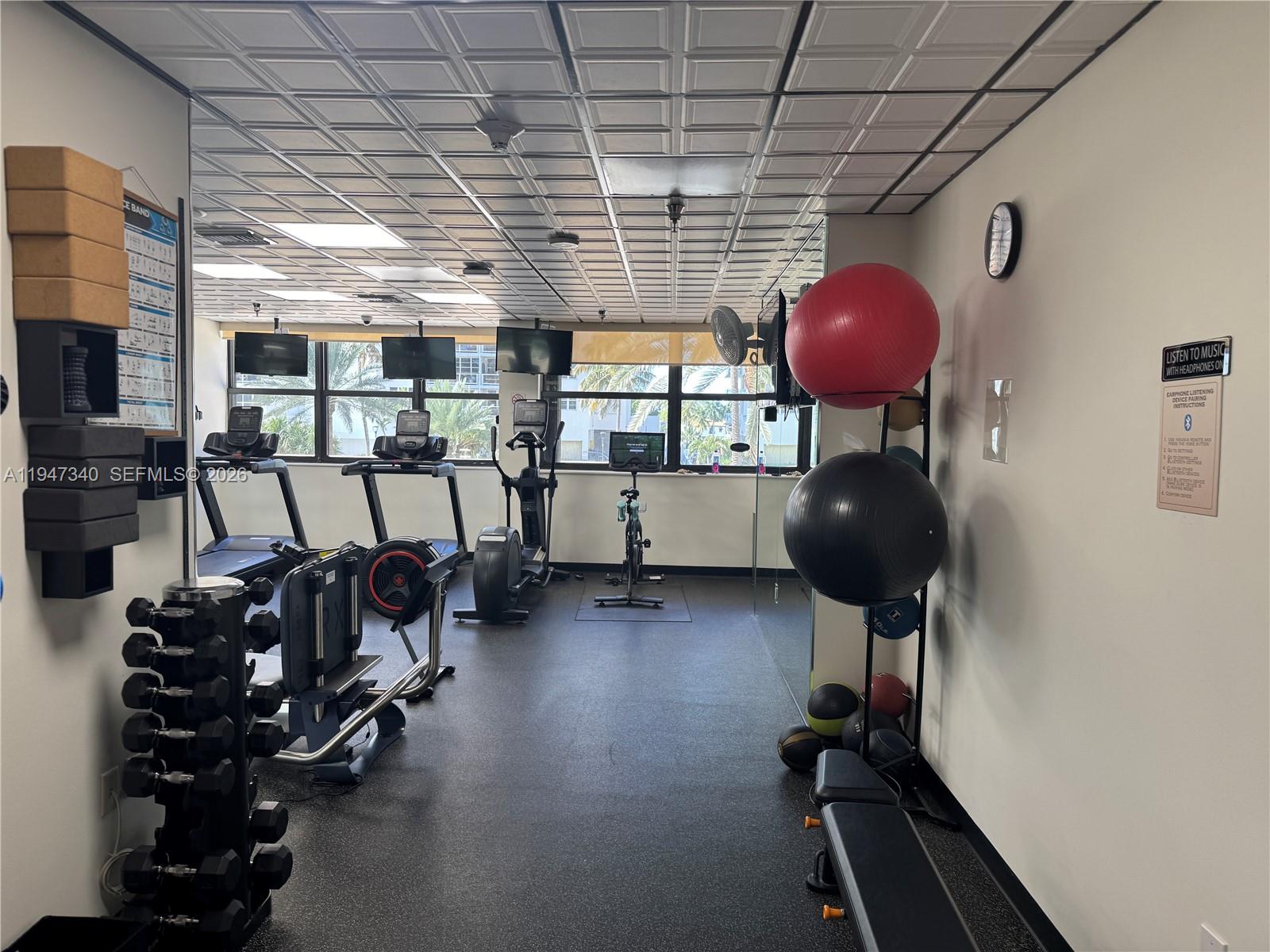 LEXCELLENCE CONDO - Residential