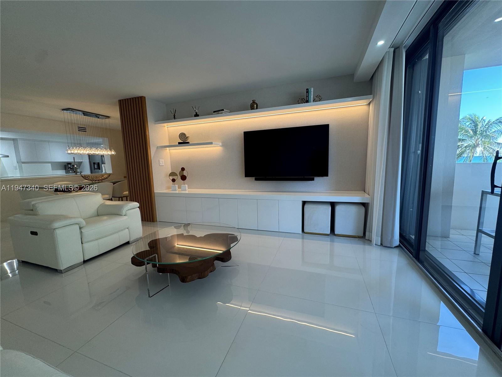 LEXCELLENCE CONDO - Residential