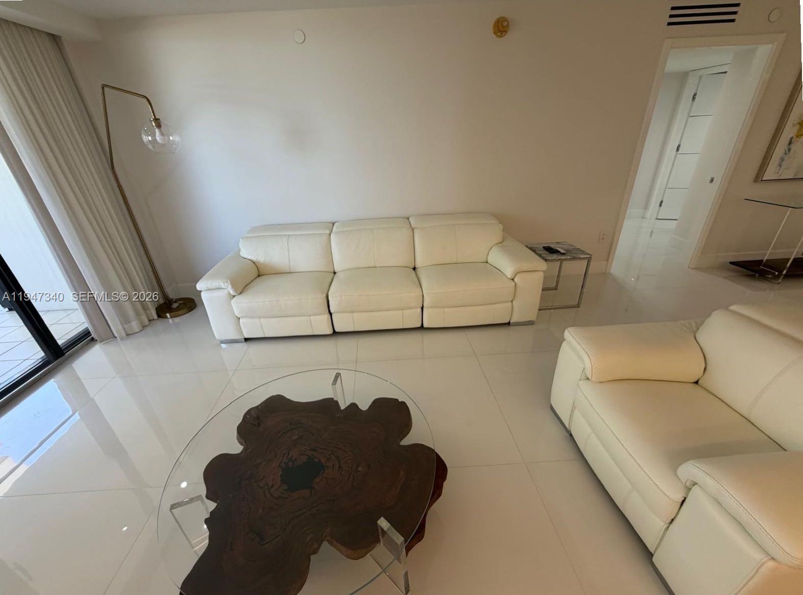 LEXCELLENCE CONDO - Residential