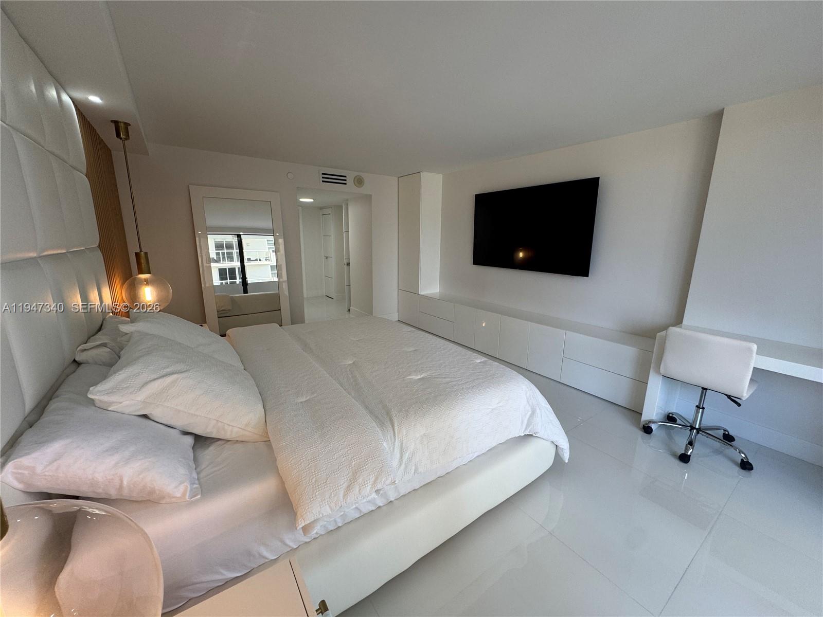 LEXCELLENCE CONDO - Residential