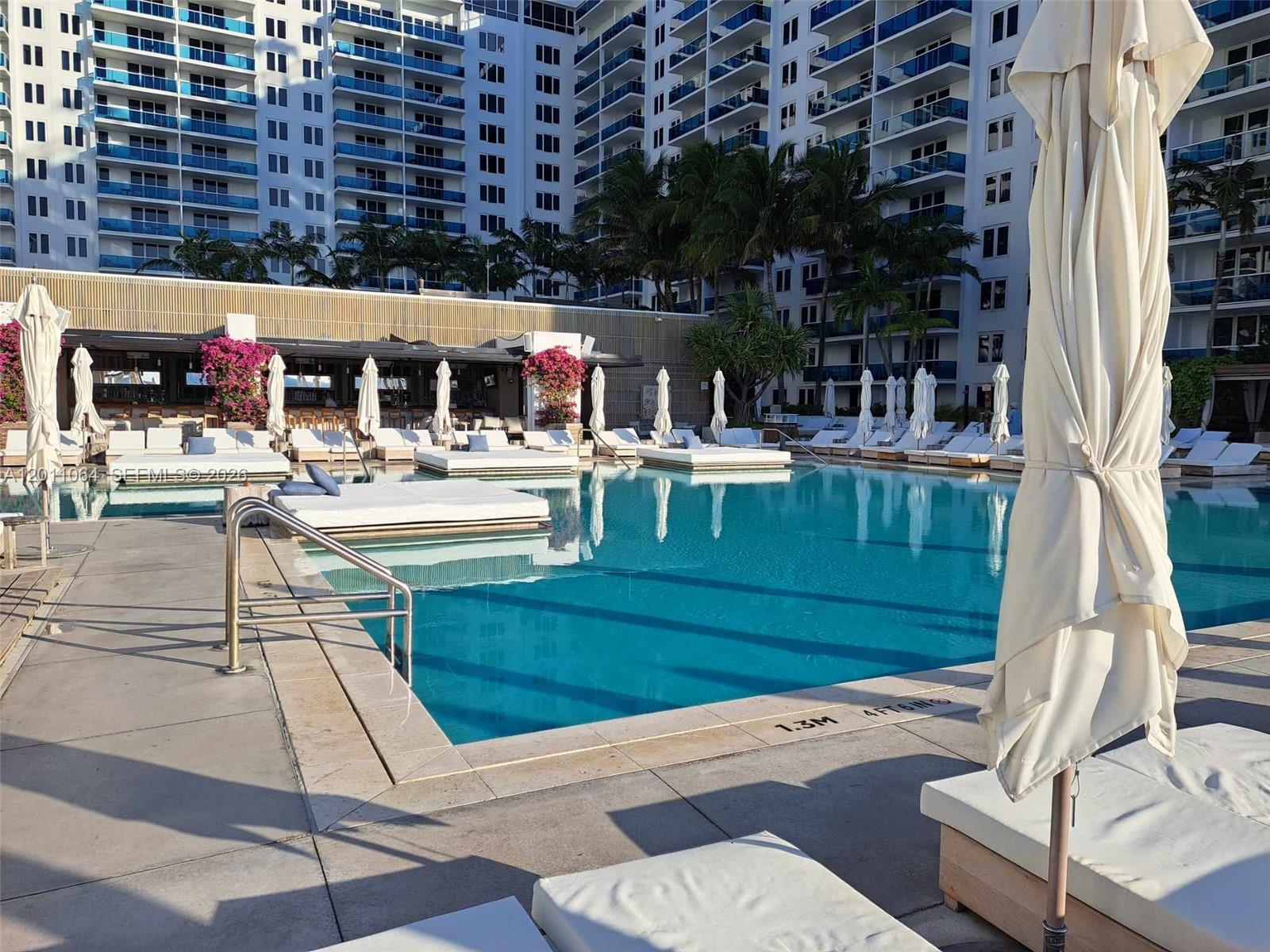 RONEY PALACE CONDO - Residential