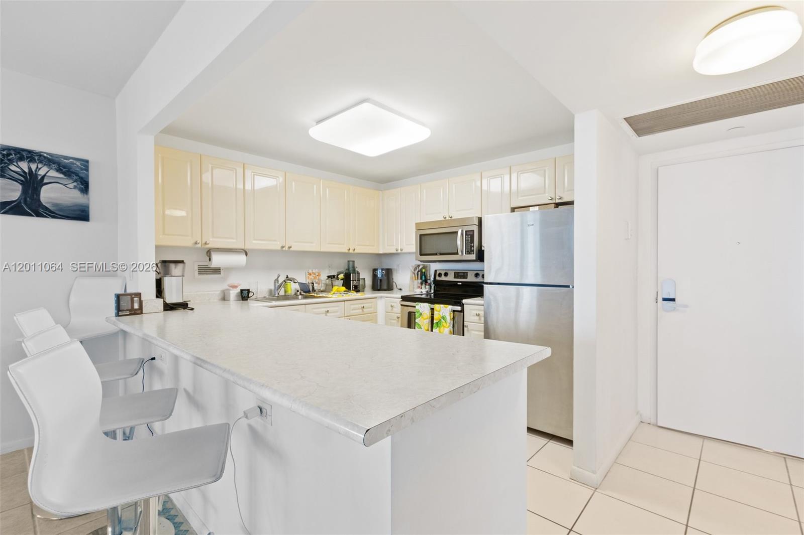 RONEY PALACE CONDO - Residential