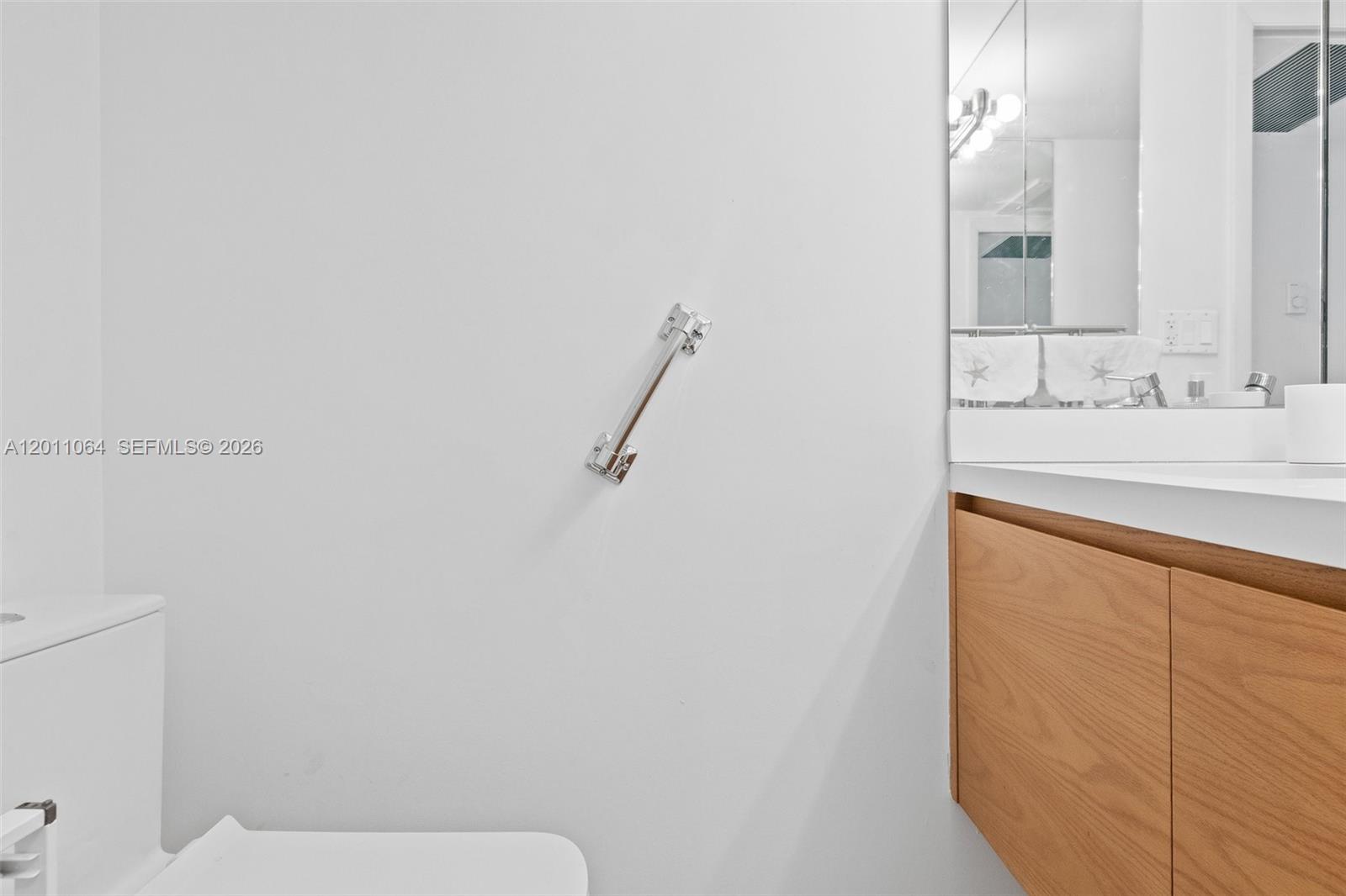 RONEY PALACE CONDO - Residential