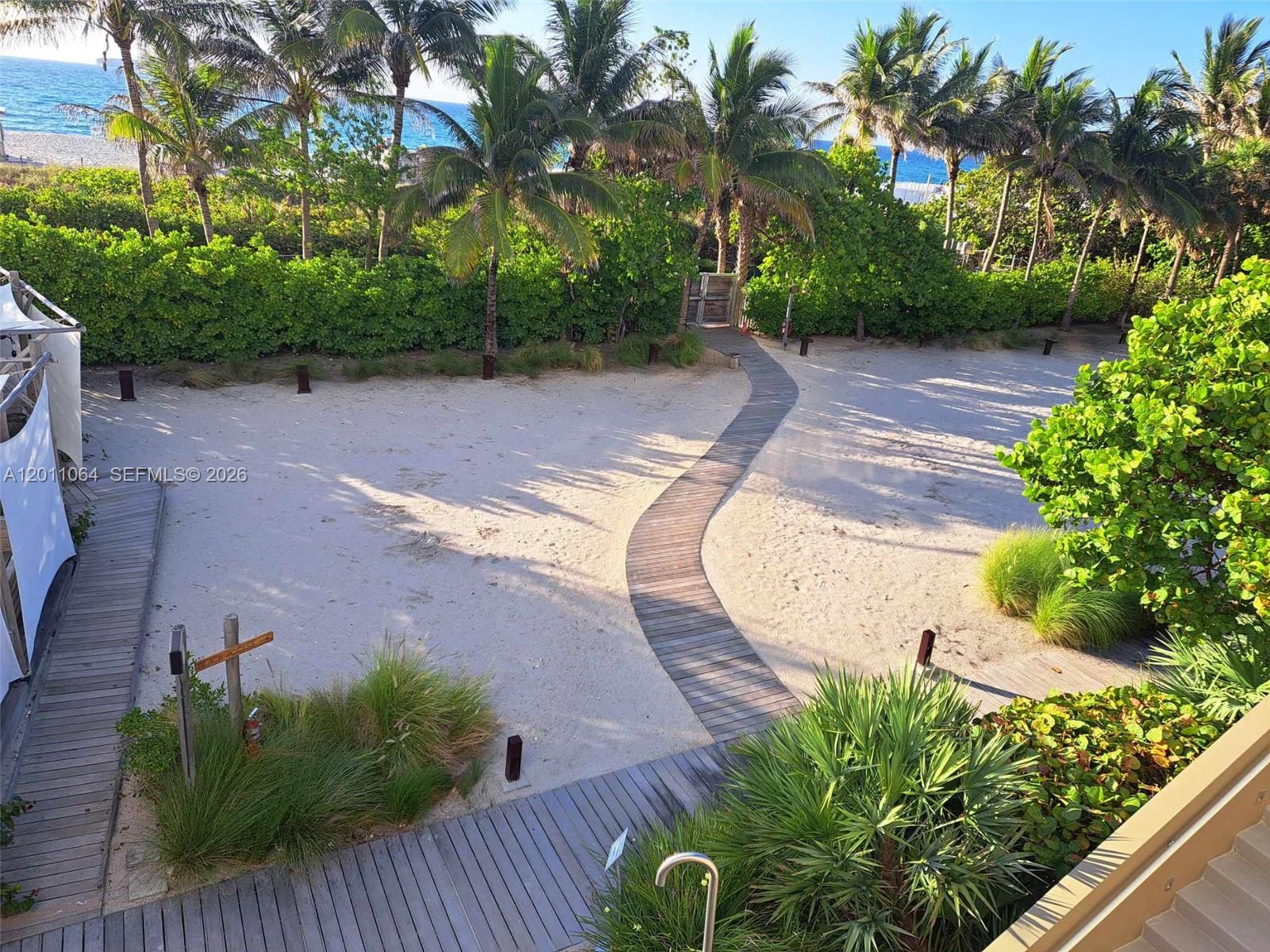 RONEY PALACE CONDO - Residential