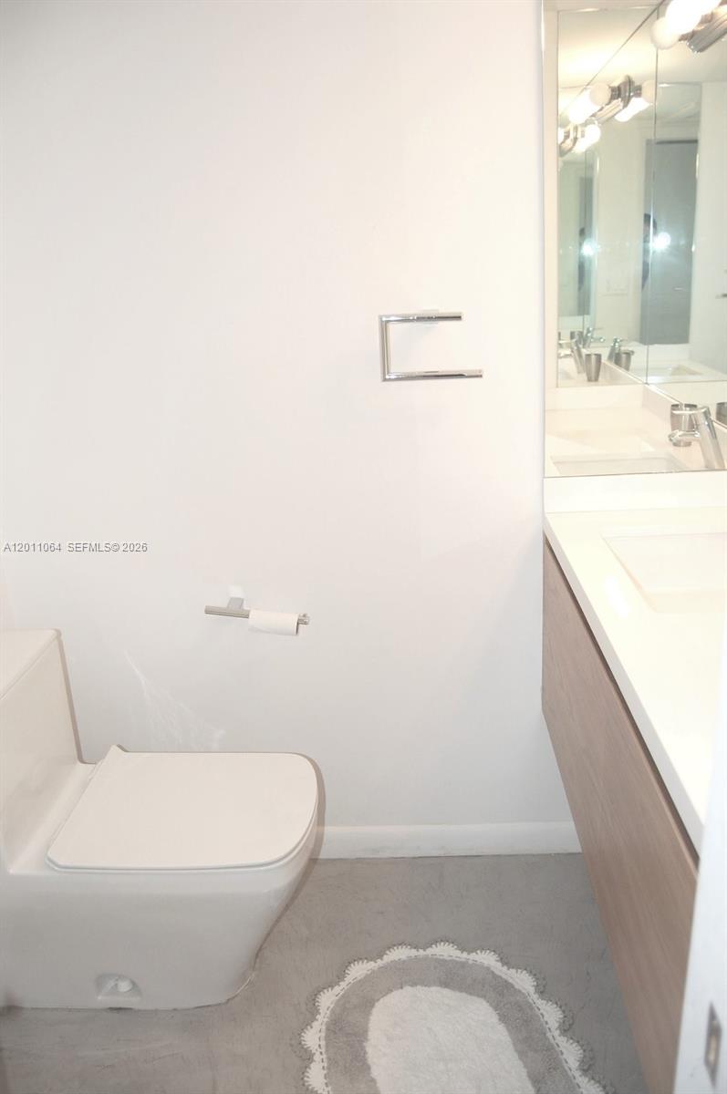 RONEY PALACE CONDO - Residential