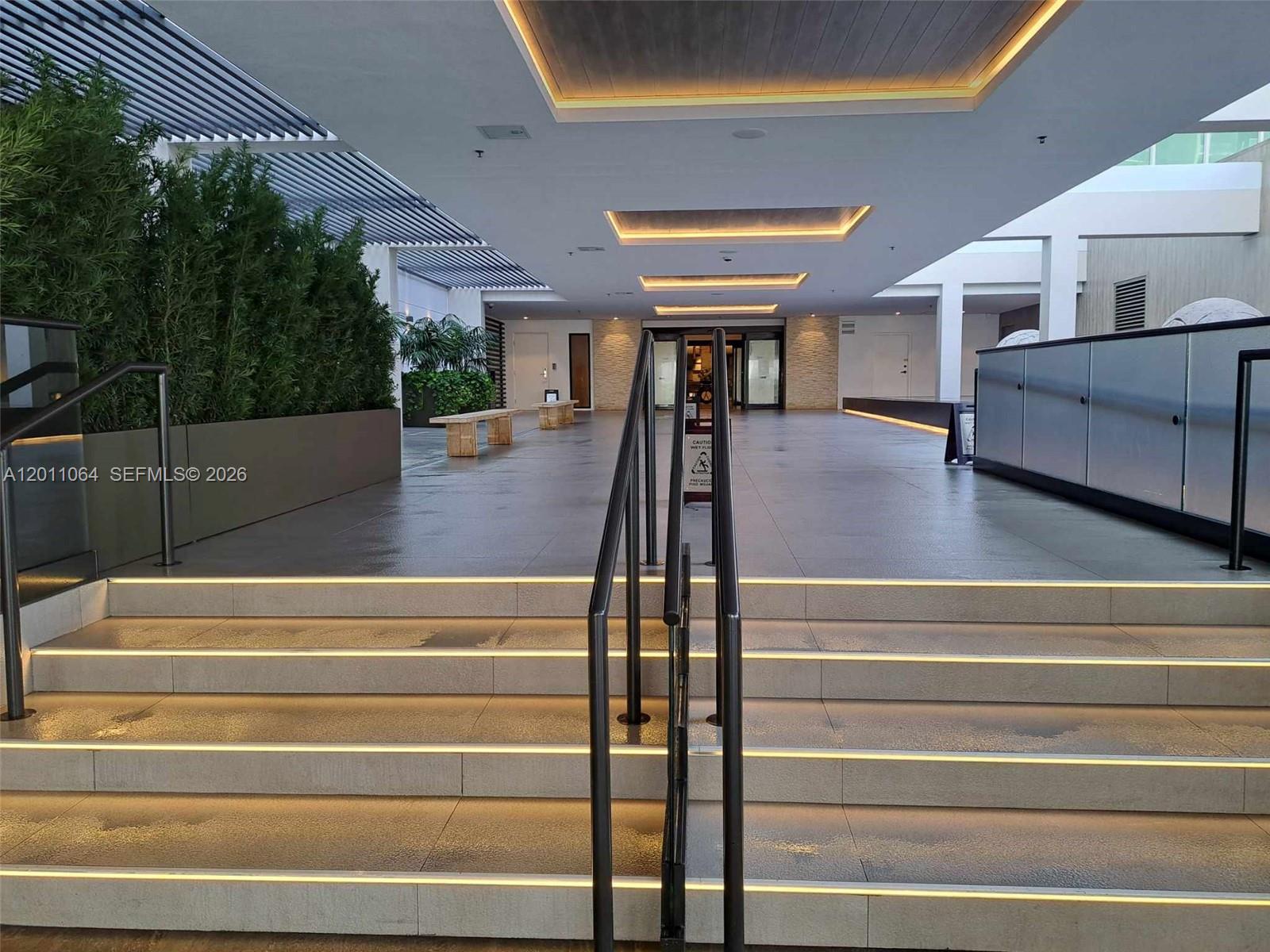 RONEY PALACE CONDO - Residential