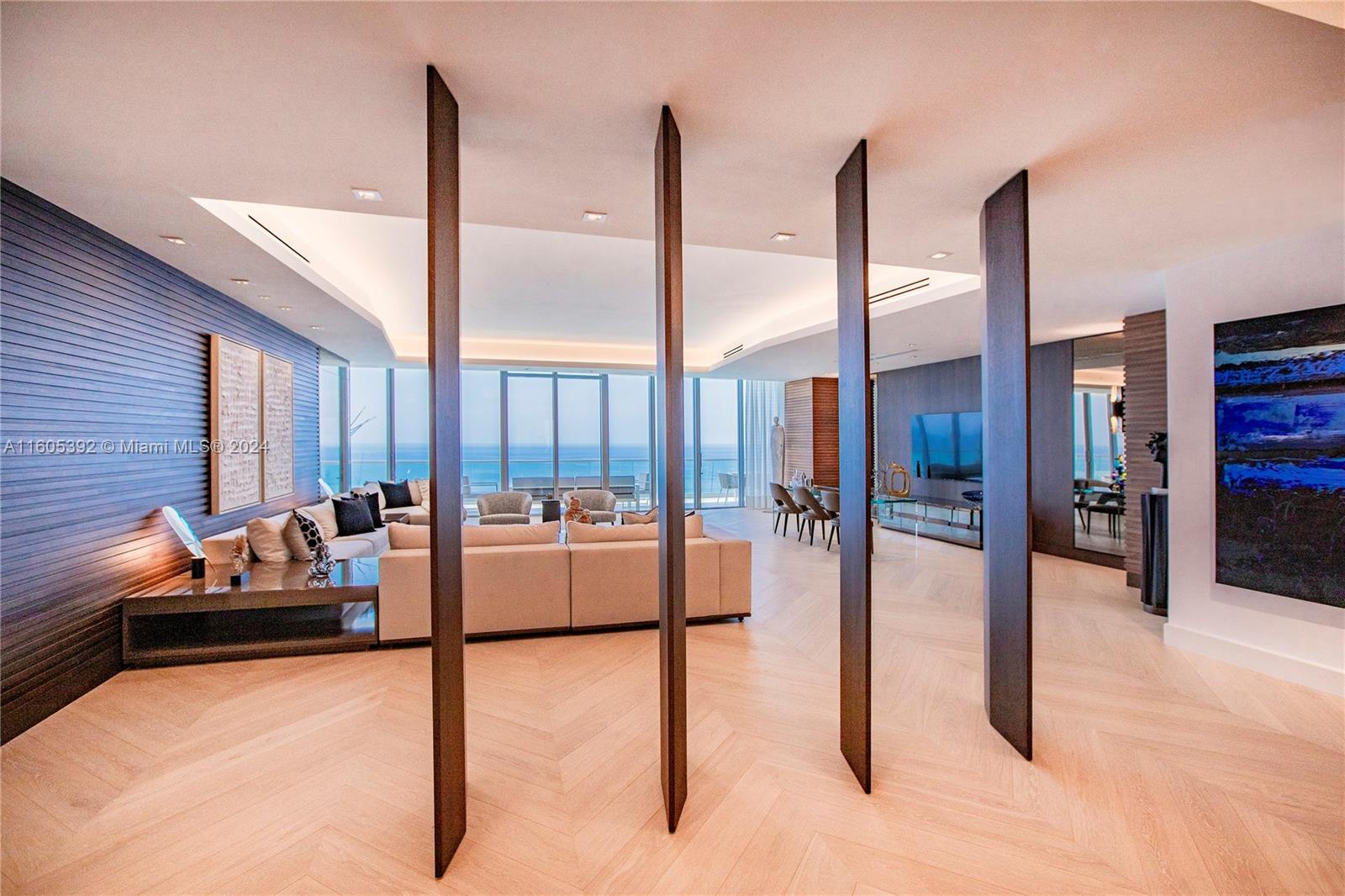 Turnberry Ocean Club - Residential