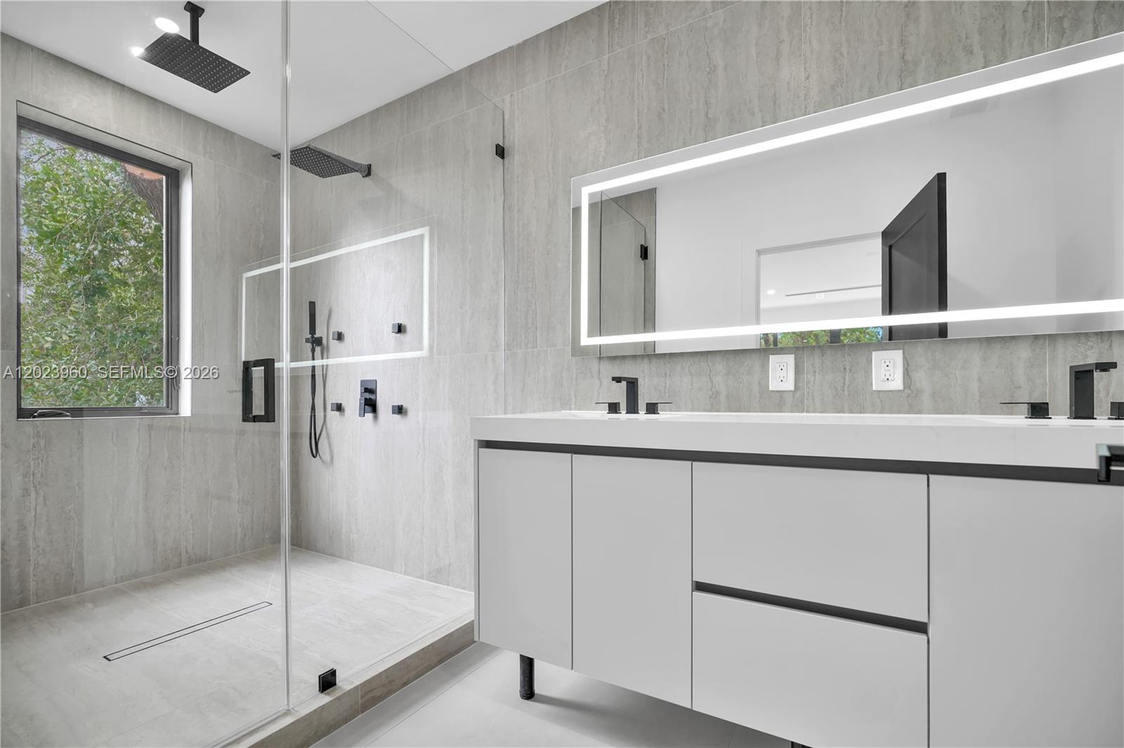 RAILWAY SHOPS ADDN 2ND AM - Residential