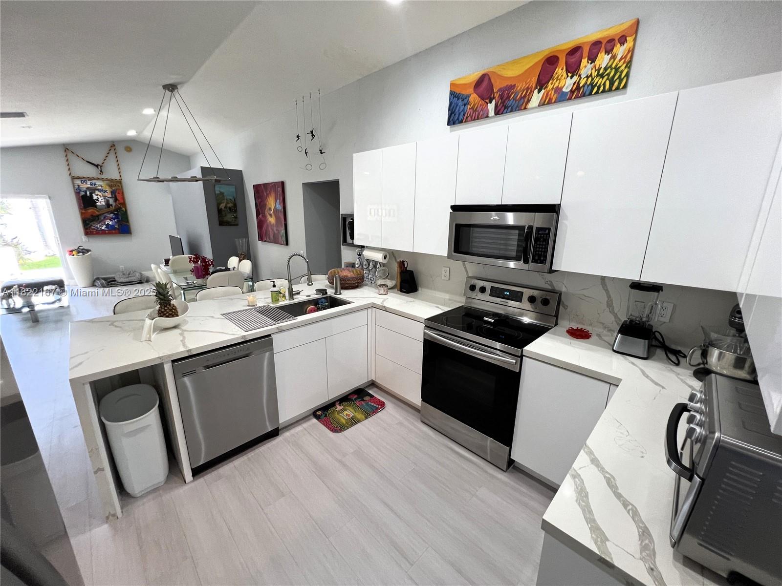 SECTORS 3 & 4 BOUNDARY PL - Residential