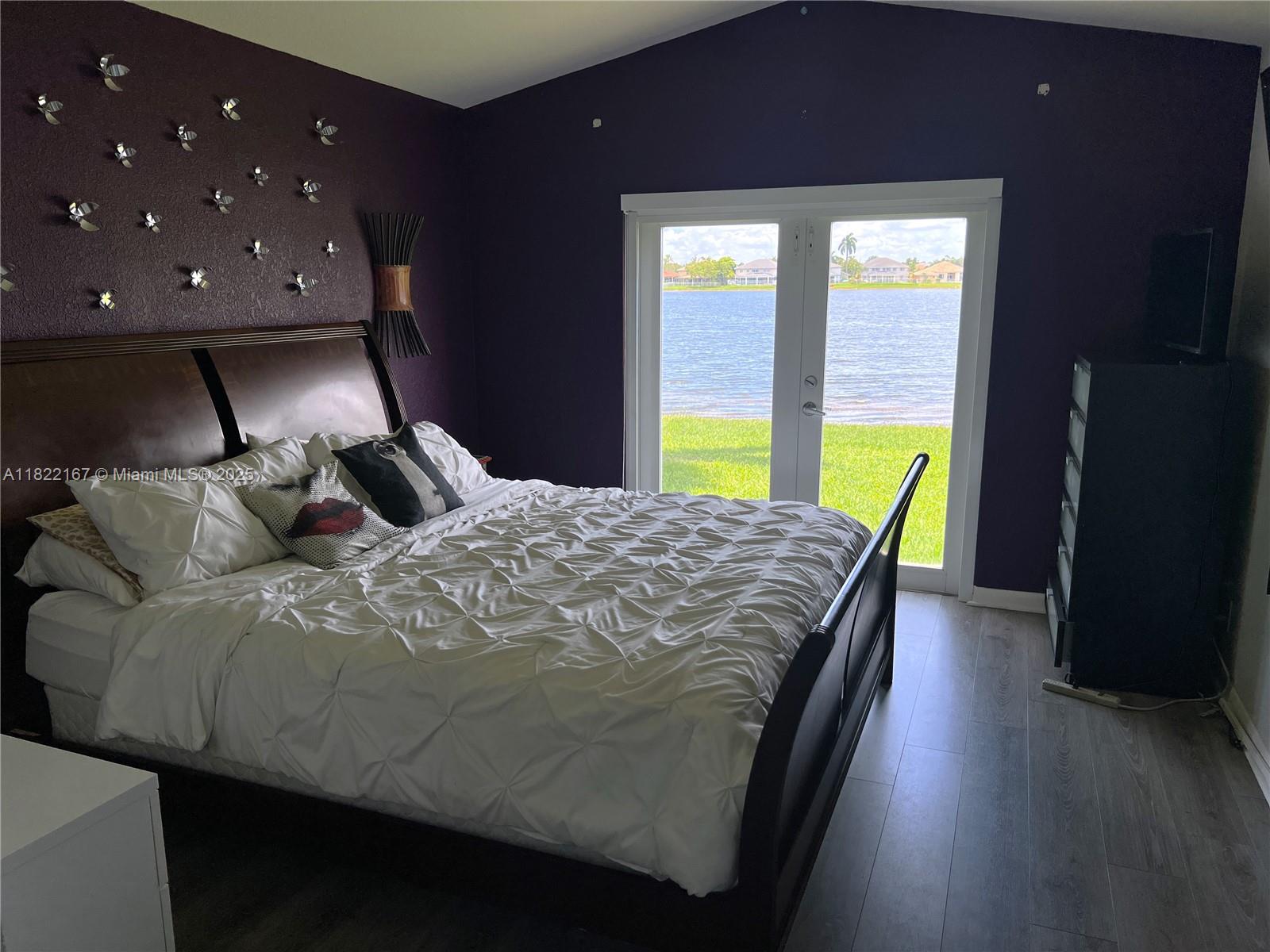 SECTORS 3 & 4 BOUNDARY PL - Residential