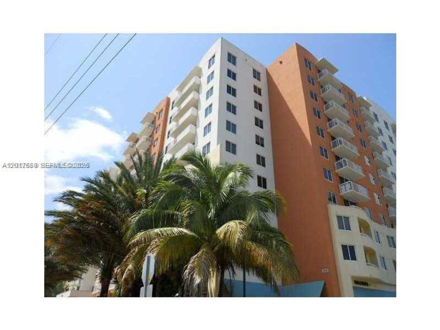 Nestled in the heart of Aventura, this spacious, 1-bed, 1-bath residence places you moments from Aventura Medical Center, FIU, and Sunny Isles Beach. Beautiful bamboo wood floors and an open kitchen with Italian cabinetry and sleek black granite countertops create an immediate sense of refined comfort. An in-unit washer and dryer adds everyday convenience. Spacious bedroom, features walking closet, remote lighting/fan, bathtub shower combination, and the balcony complete the home. This is smart-building living at its best—Venture, Resort life style, 4 infinity pools, GYM/SPA, Club House, Bussiness Center, Front desk , Security 24/7, Valet and more.