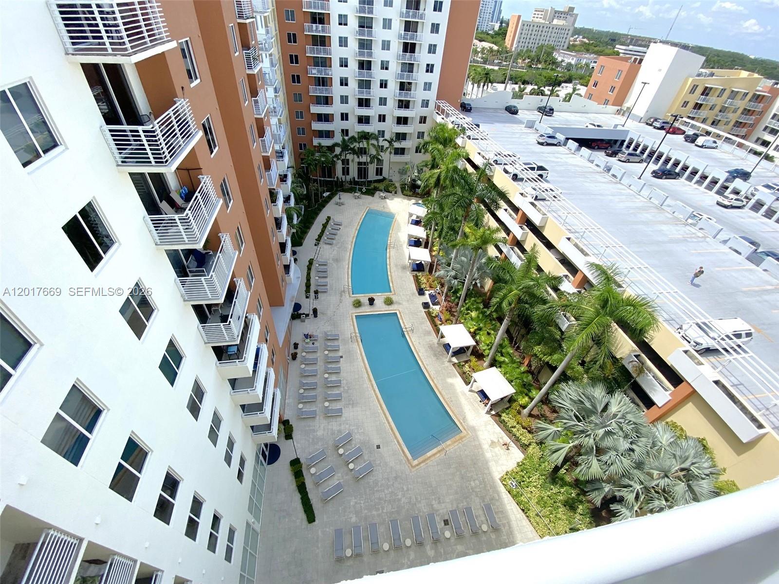 VENTURE AT AVENTURA EAST - Residential