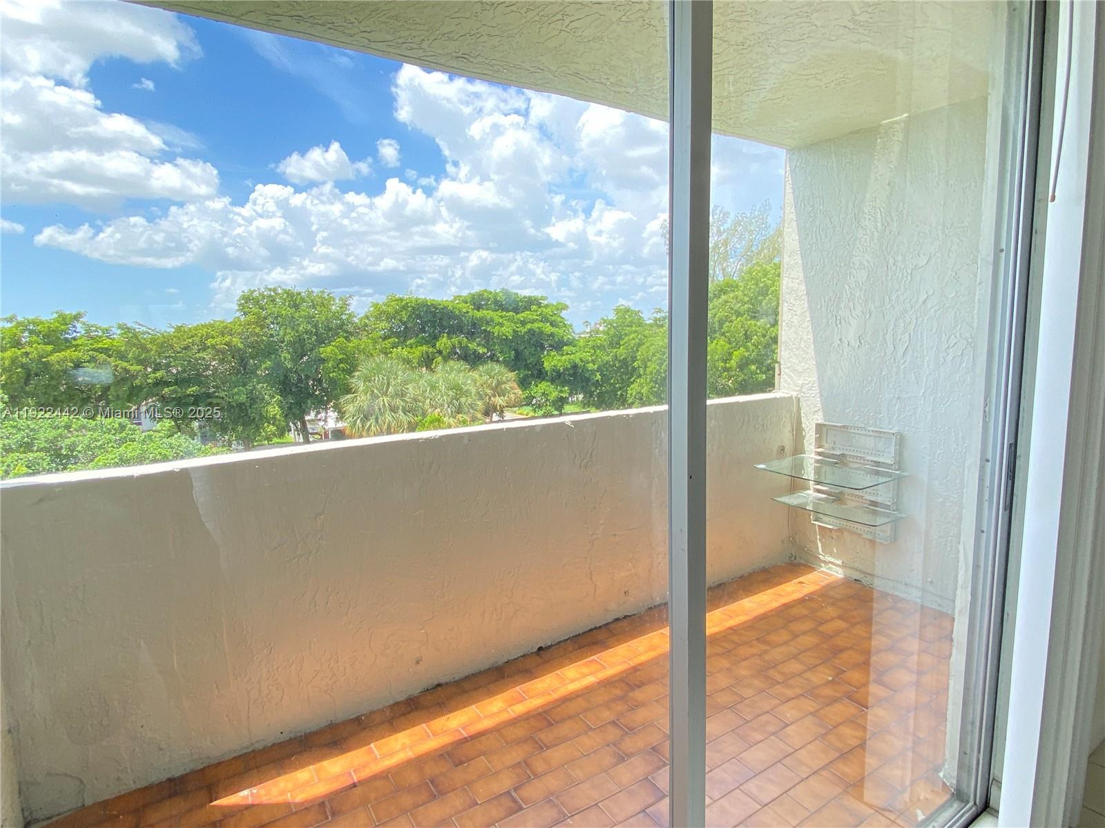 SAMARI LAKE EAST CONDO - Residential Lease