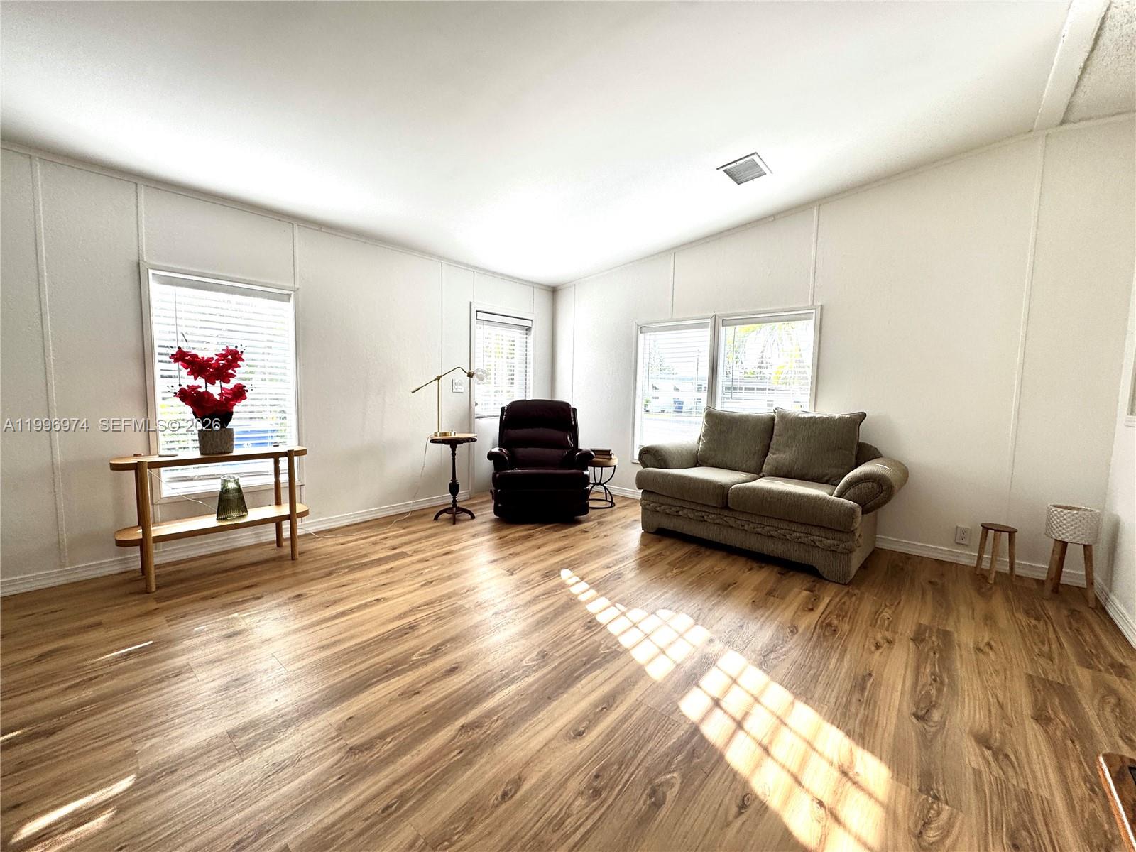 GOLDCOASTER - Residential