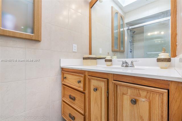 Palm Spgs Lakes Add 05 - Residential Lease