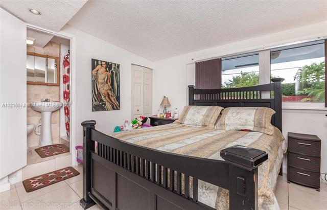 Palm Spgs Lakes Add 05 - Residential Lease