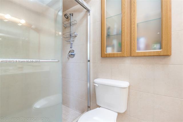 Palm Spgs Lakes Add 05 - Residential Lease