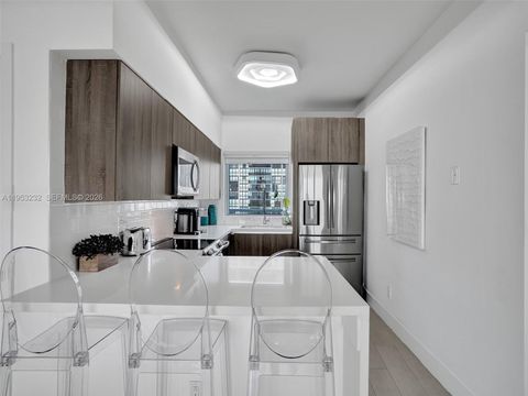 601 NE 36th St 1003 Miami FL 33137