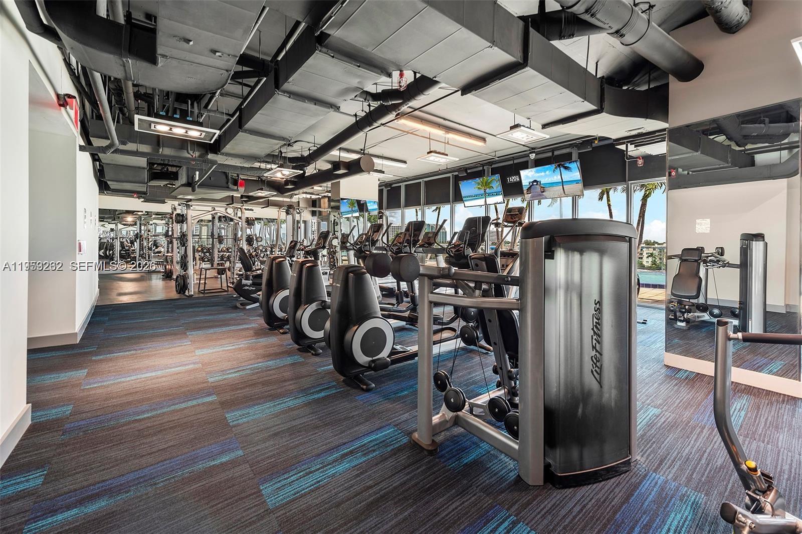 BLUE CONDO - Residential