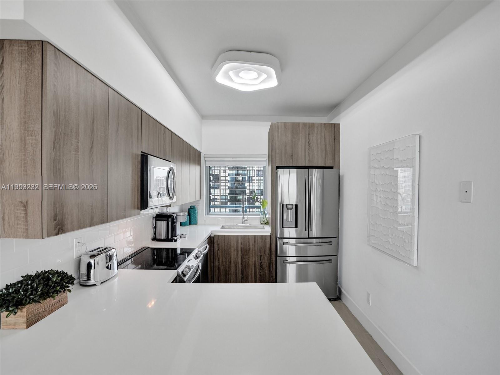 BLUE CONDO - Residential