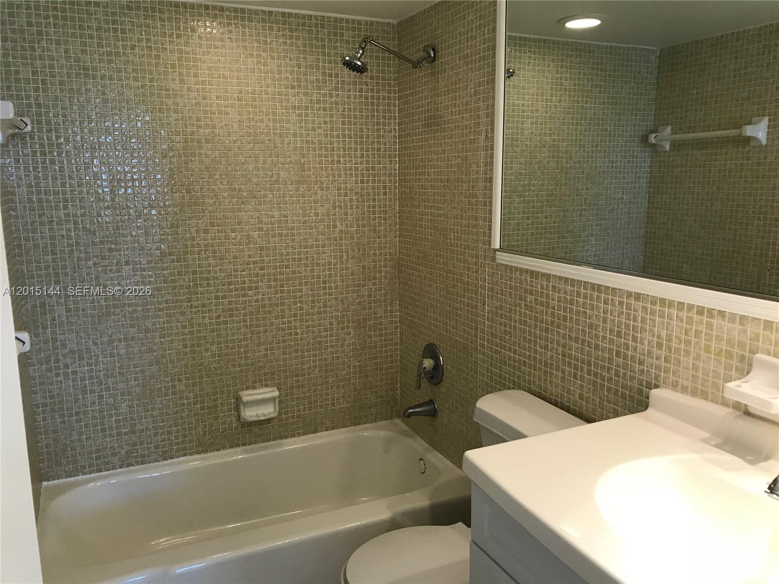 PRINCETON CONDOMINIUM - Residential