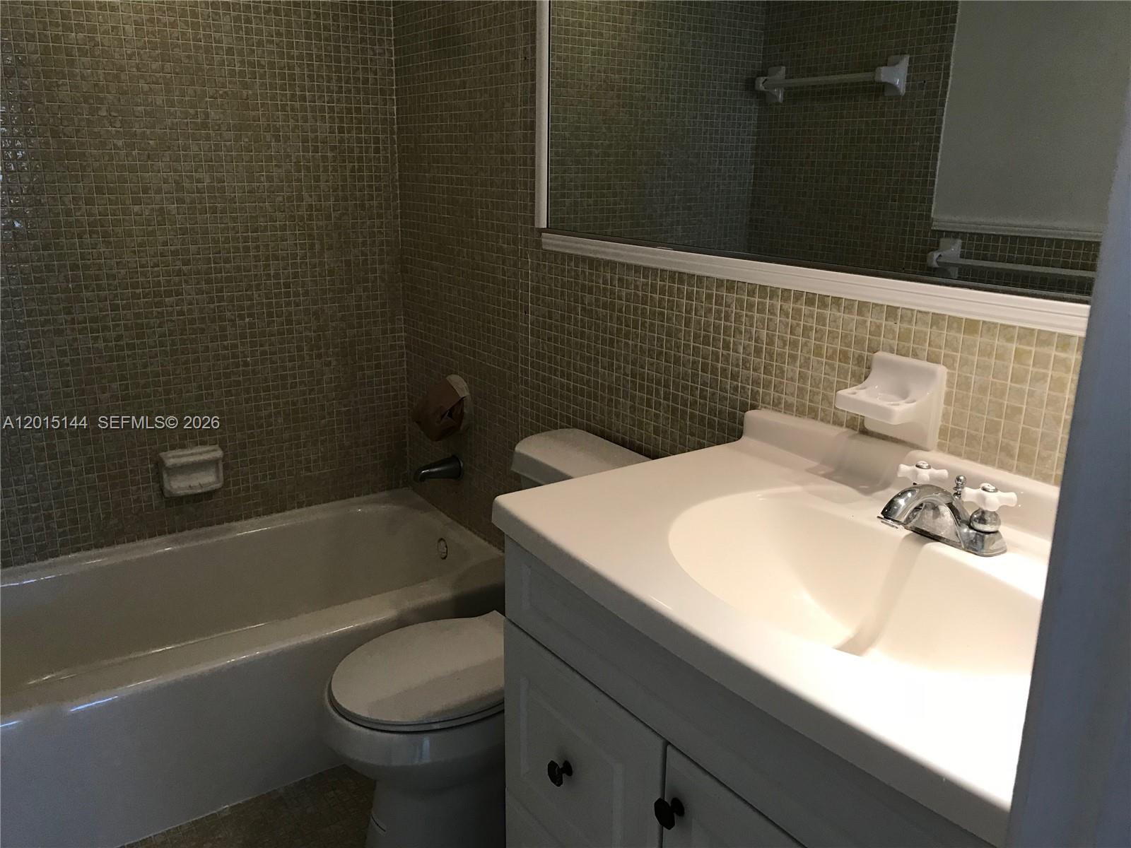 PRINCETON CONDOMINIUM - Residential
