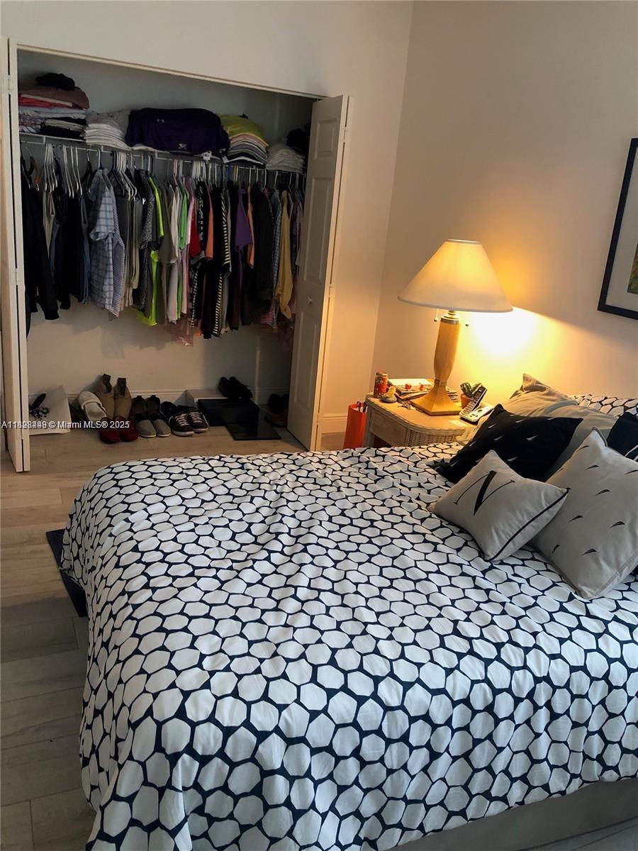 COACH HOUSES OF TOWN PLAC - Residential Lease