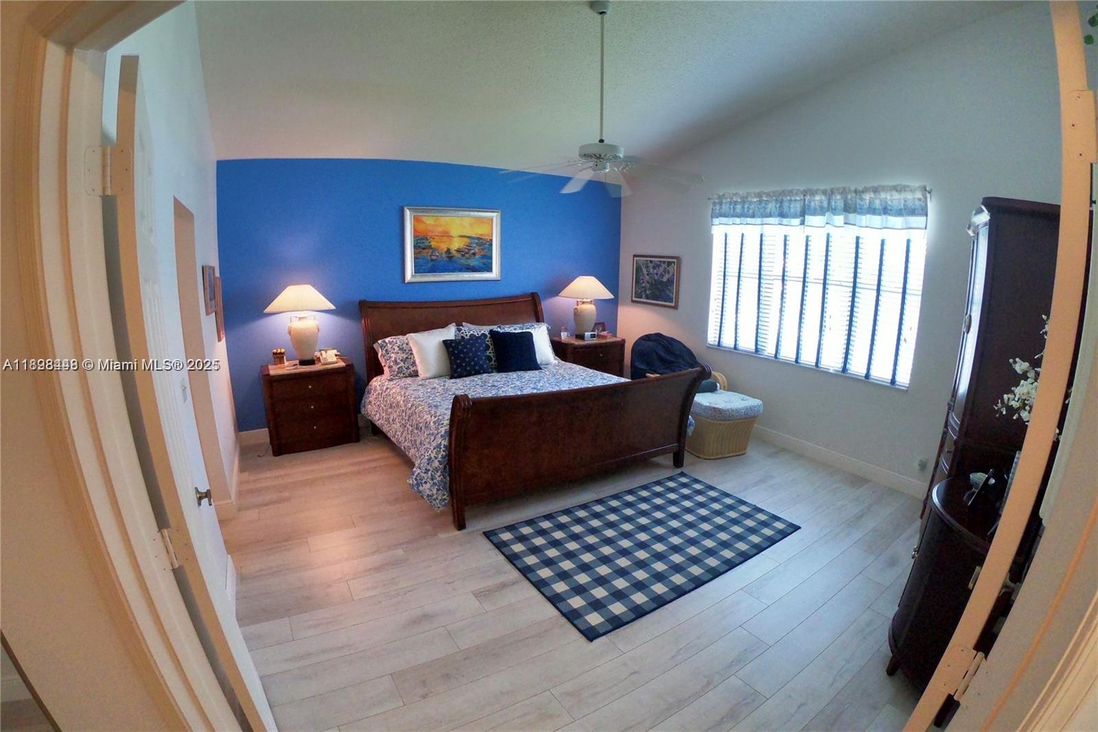 COACH HOUSES OF TOWN PLAC - Residential Lease