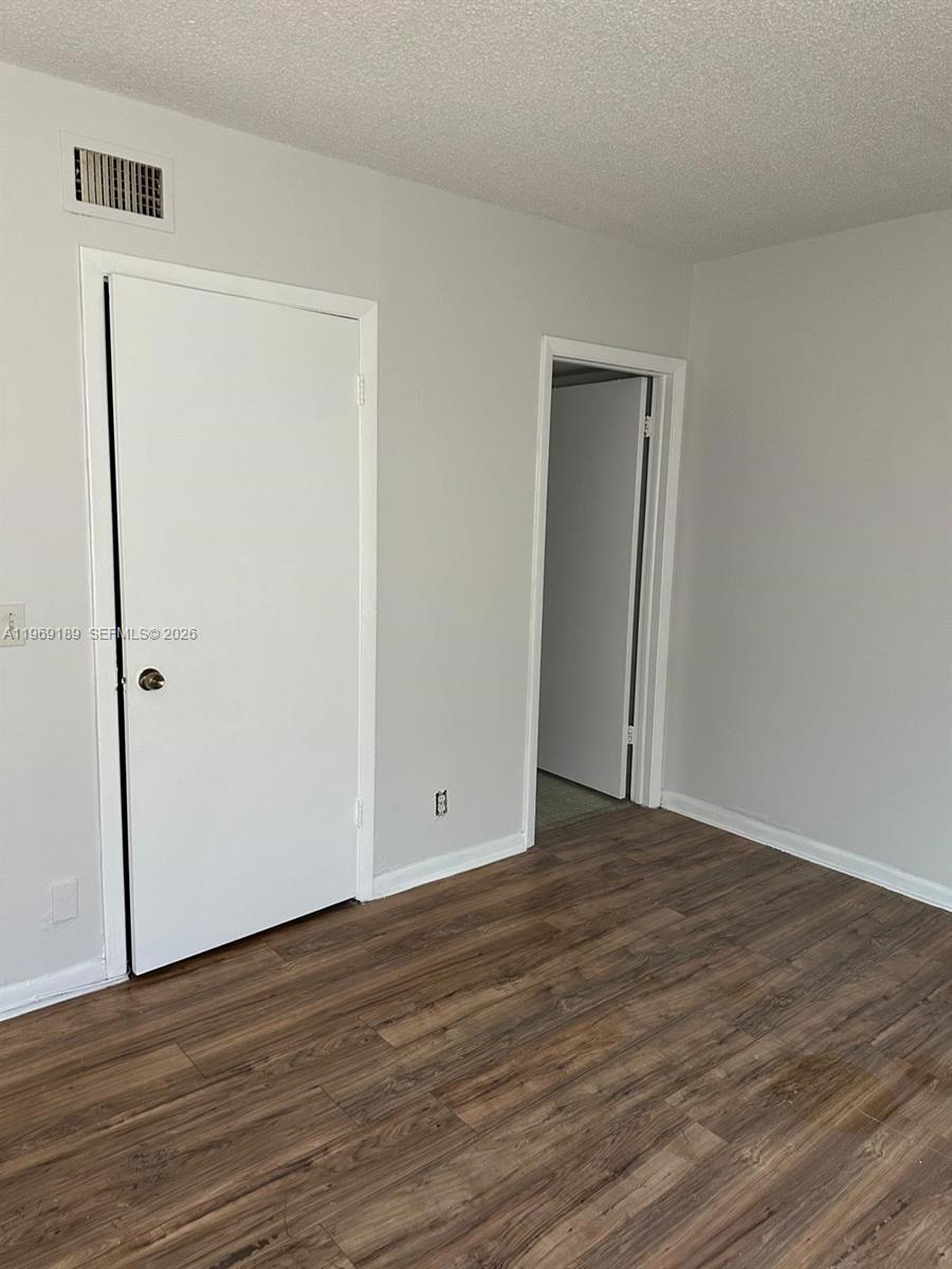 LAKEVIEW ESTATES CONDO - Residential Lease