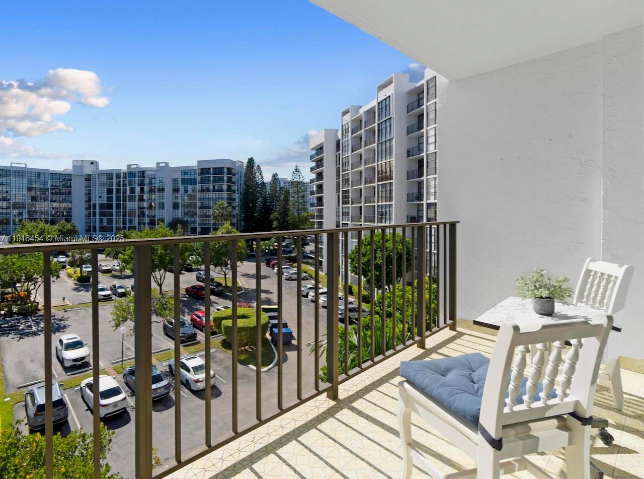 OCEANVIEW PARK CONDO - Residential