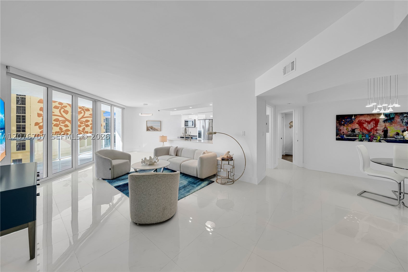 16425 Collins Ave 712