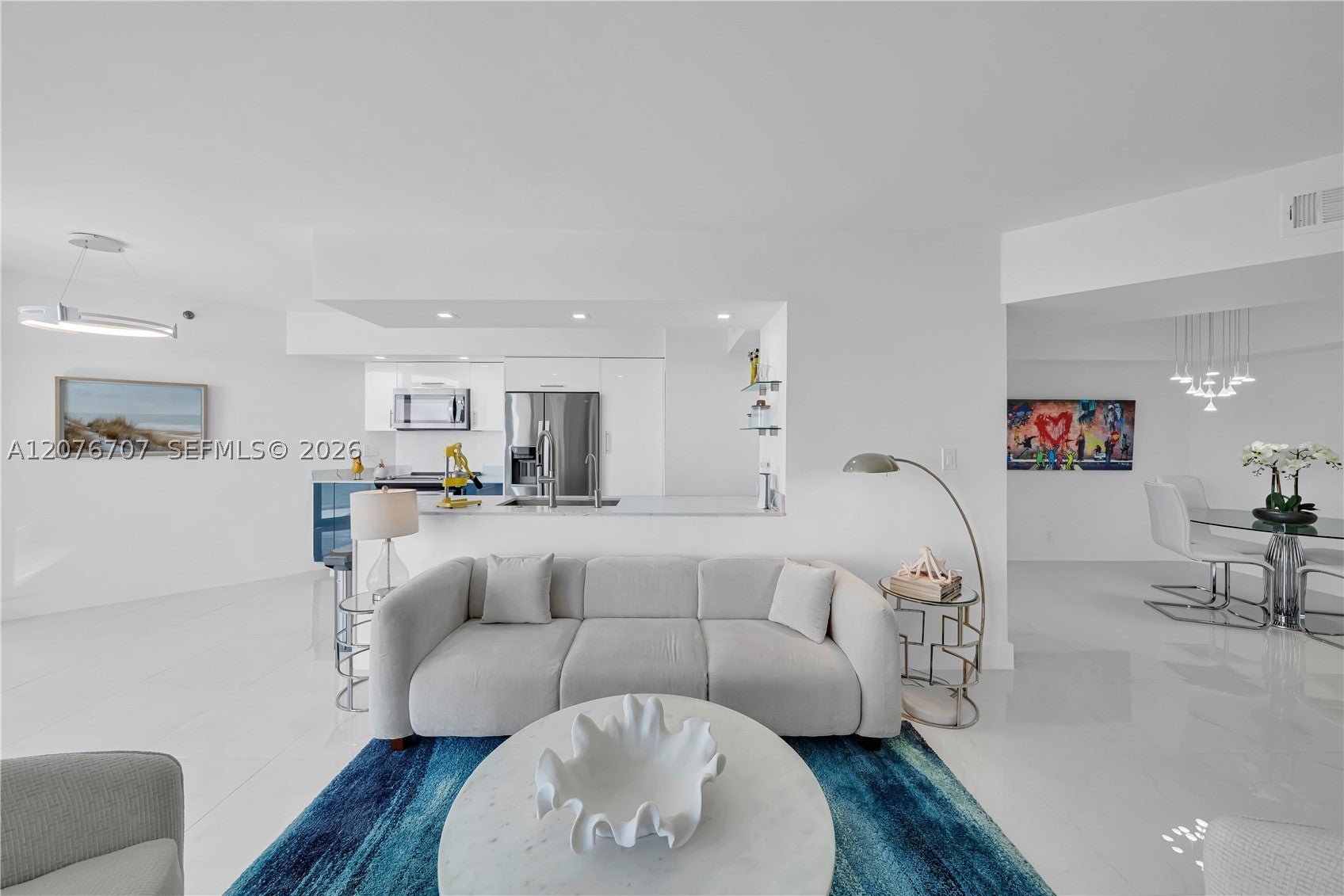 16425 Collins Ave 712