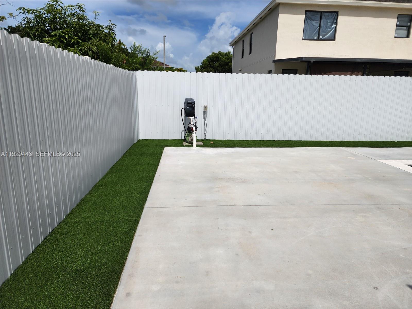 A.H. AT TURNPIKE SOUTH FI - Residential