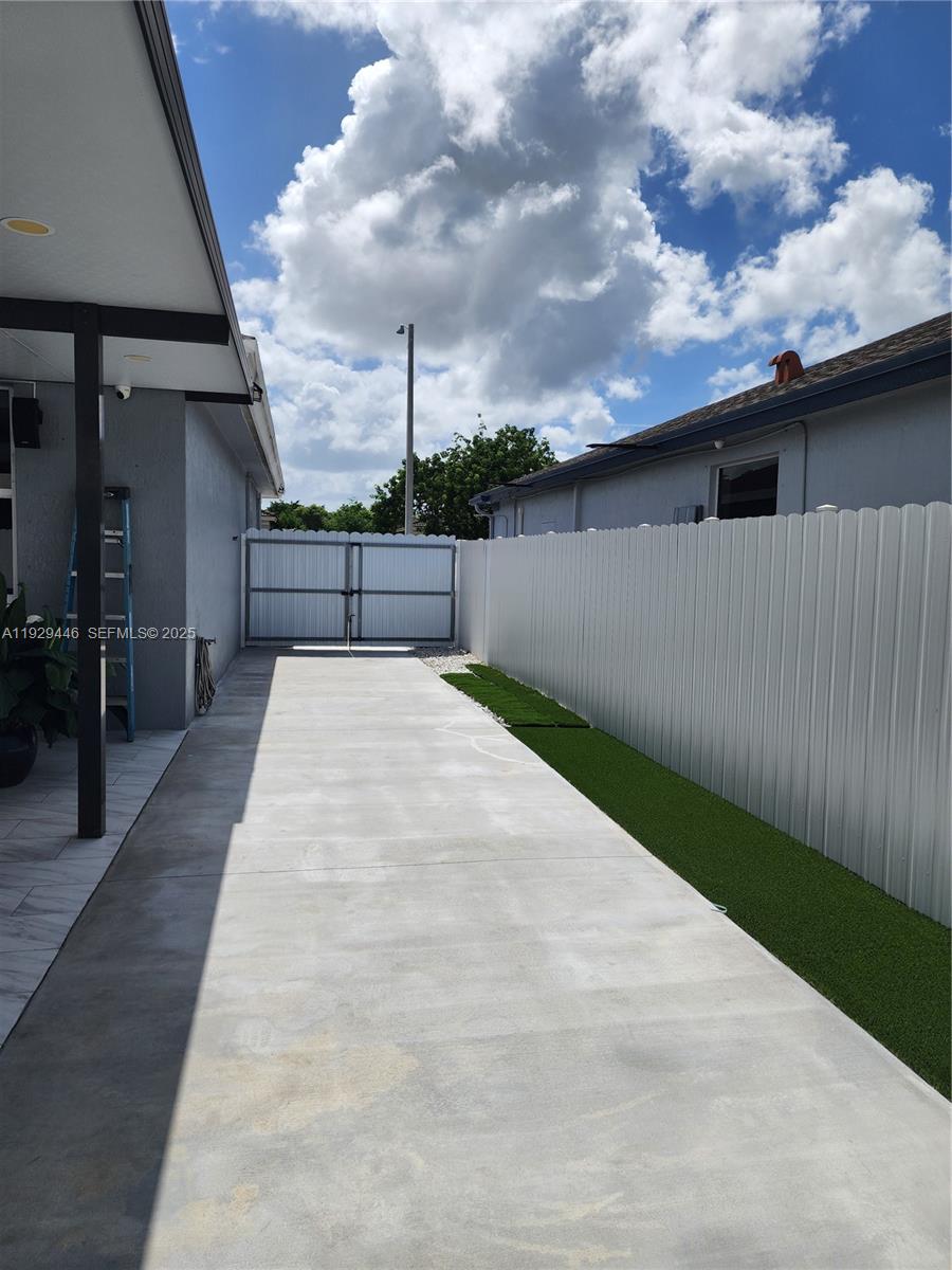 A.H. AT TURNPIKE SOUTH FI - Residential