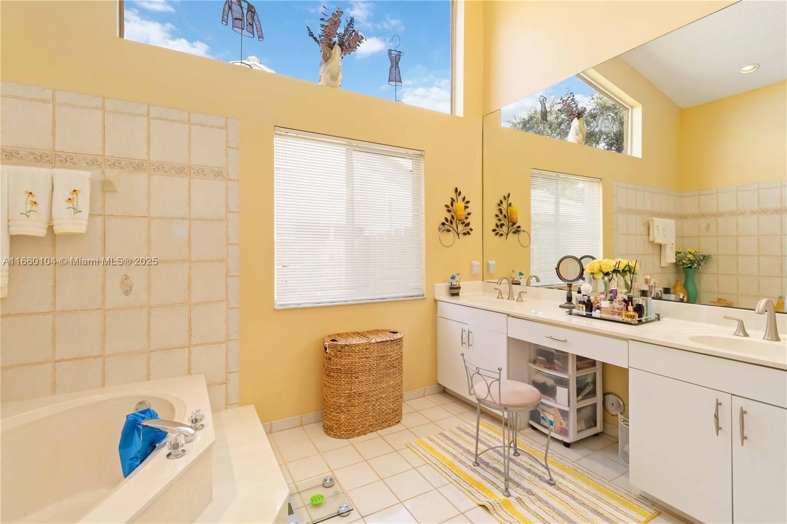 WESTPORT 2ND SECTION - Residential