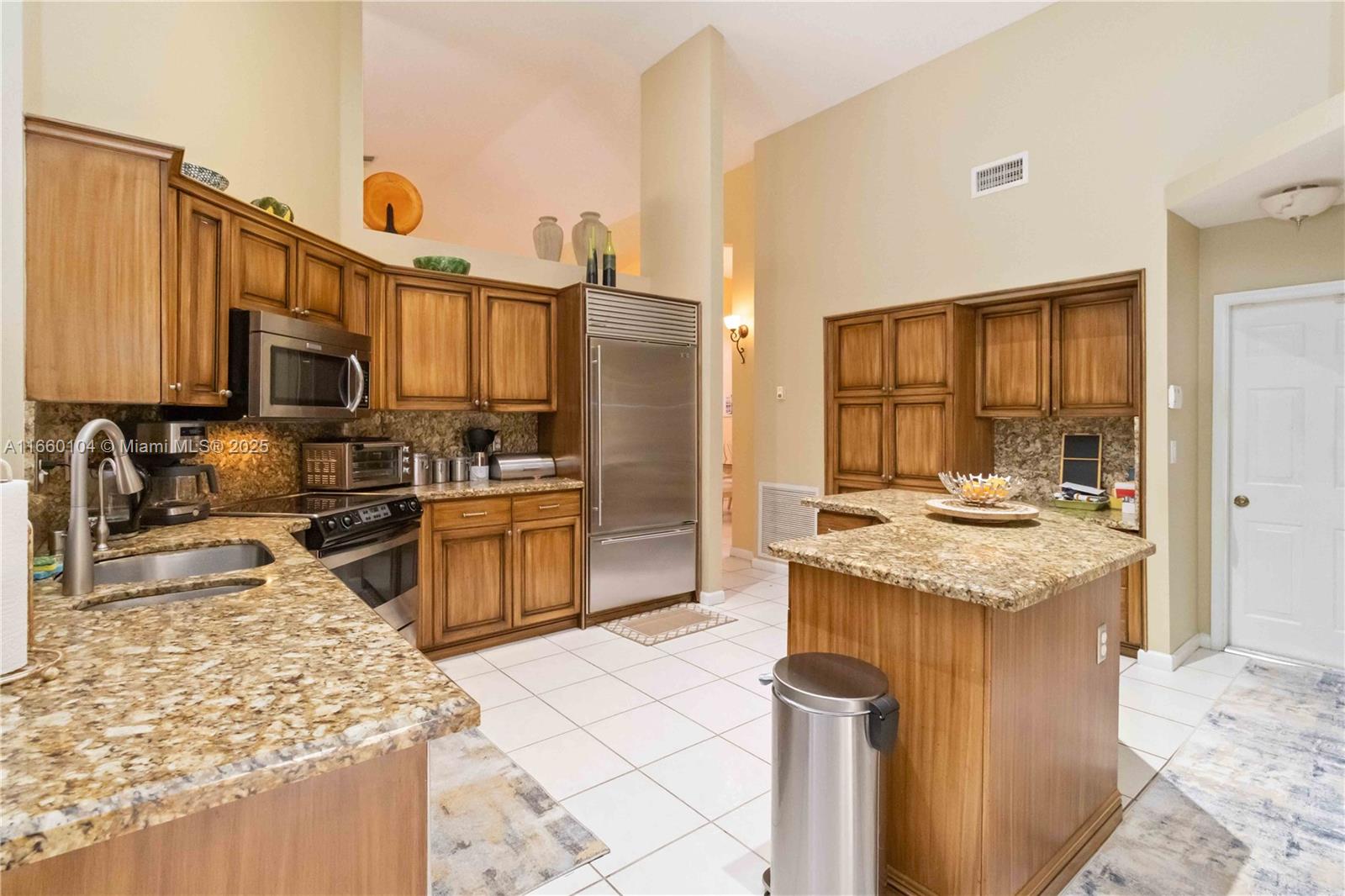WESTPORT 2ND SECTION - Residential