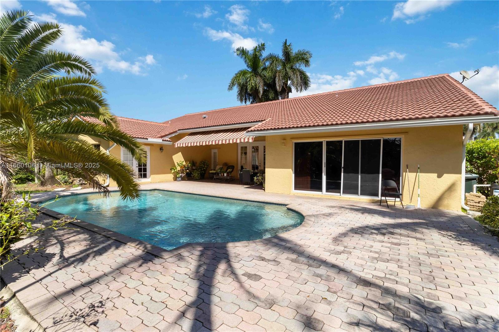 649 NW 110th Ave