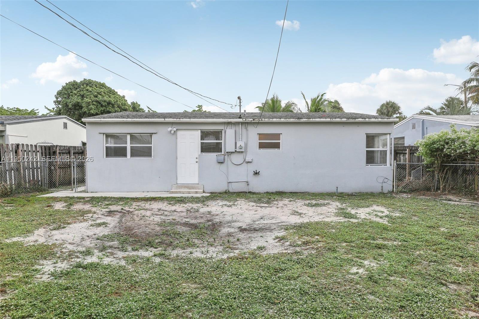 NORTH ANDREWS TERRACE FIR - Residential