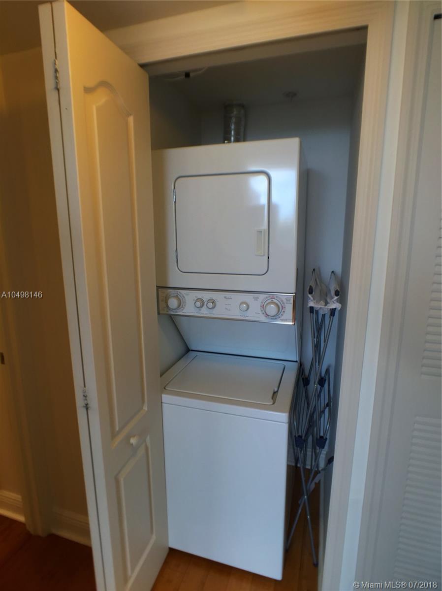 GROVE WAY CONDO - Residential