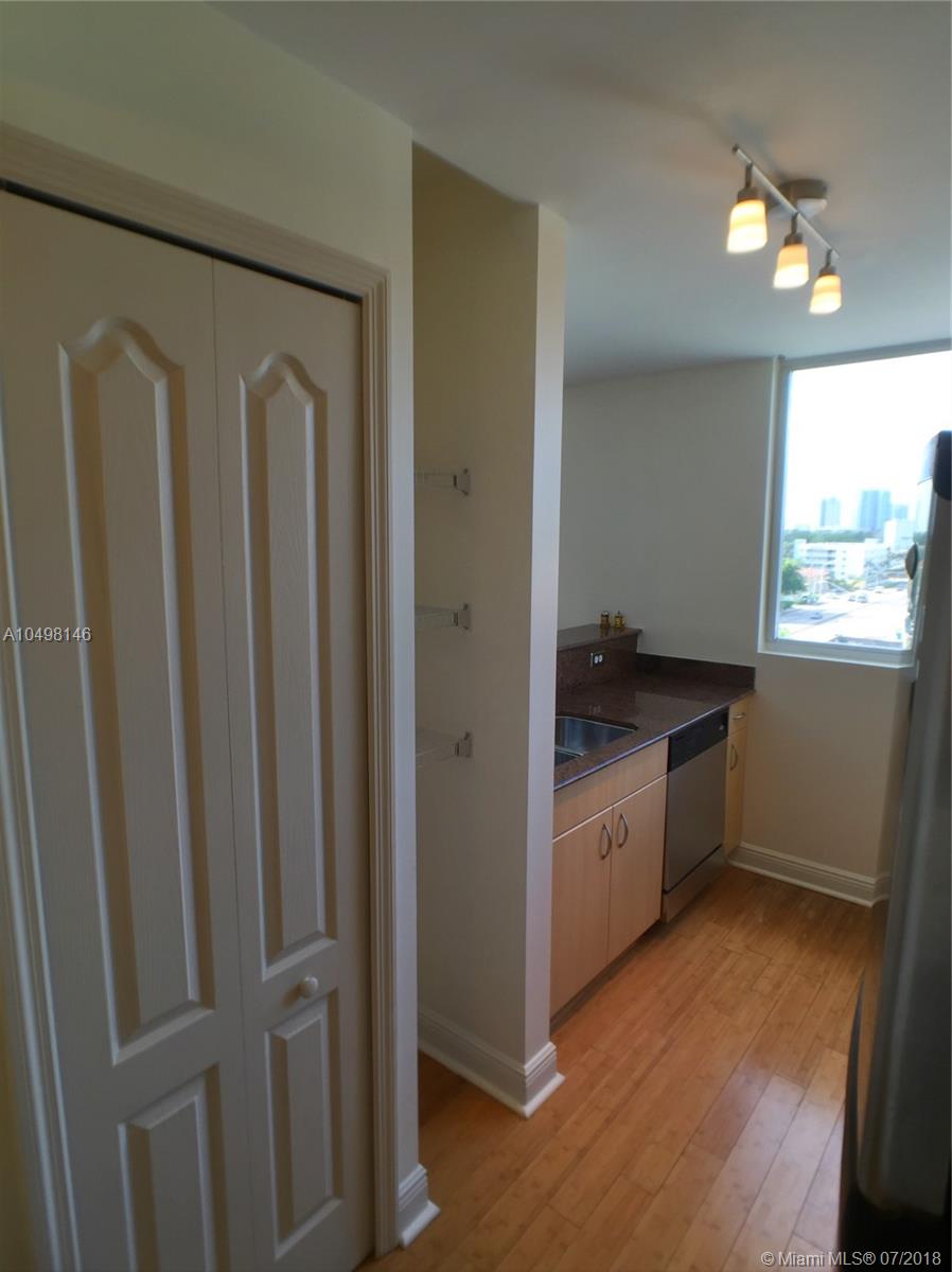 GROVE WAY CONDO - Residential