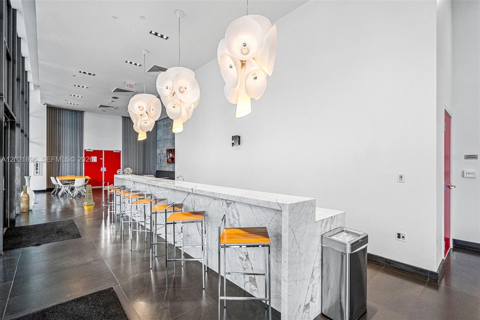 CANVAS CONDO - Residential