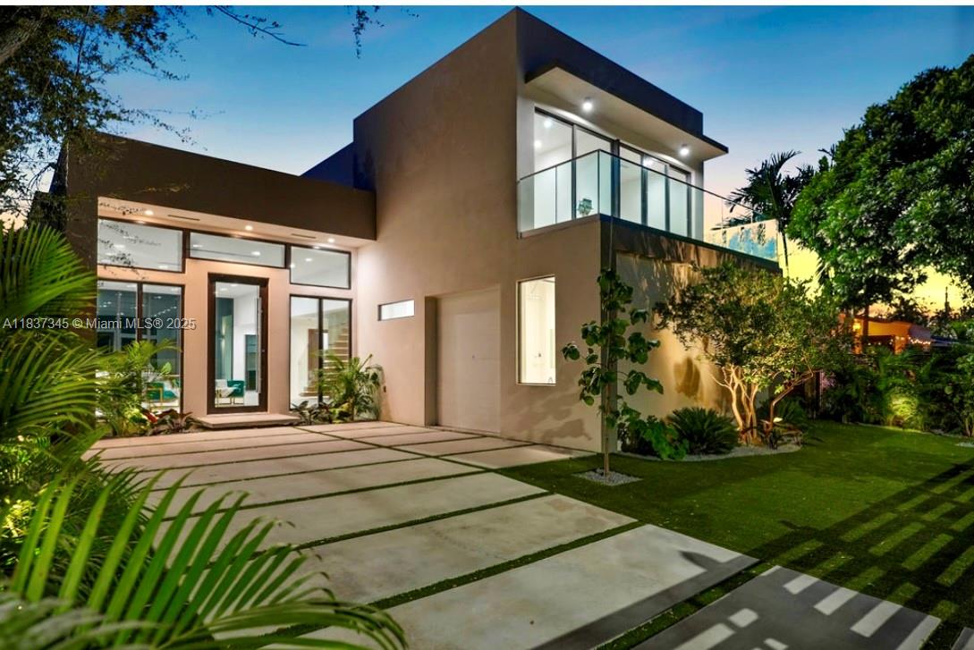 , Miami, FL, 33127/$2,599,000 3 2125050383