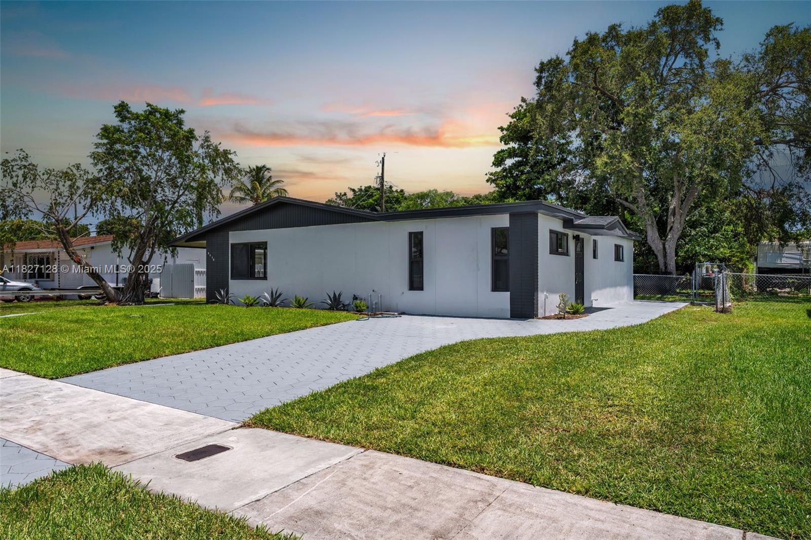 9970 SW 161 St