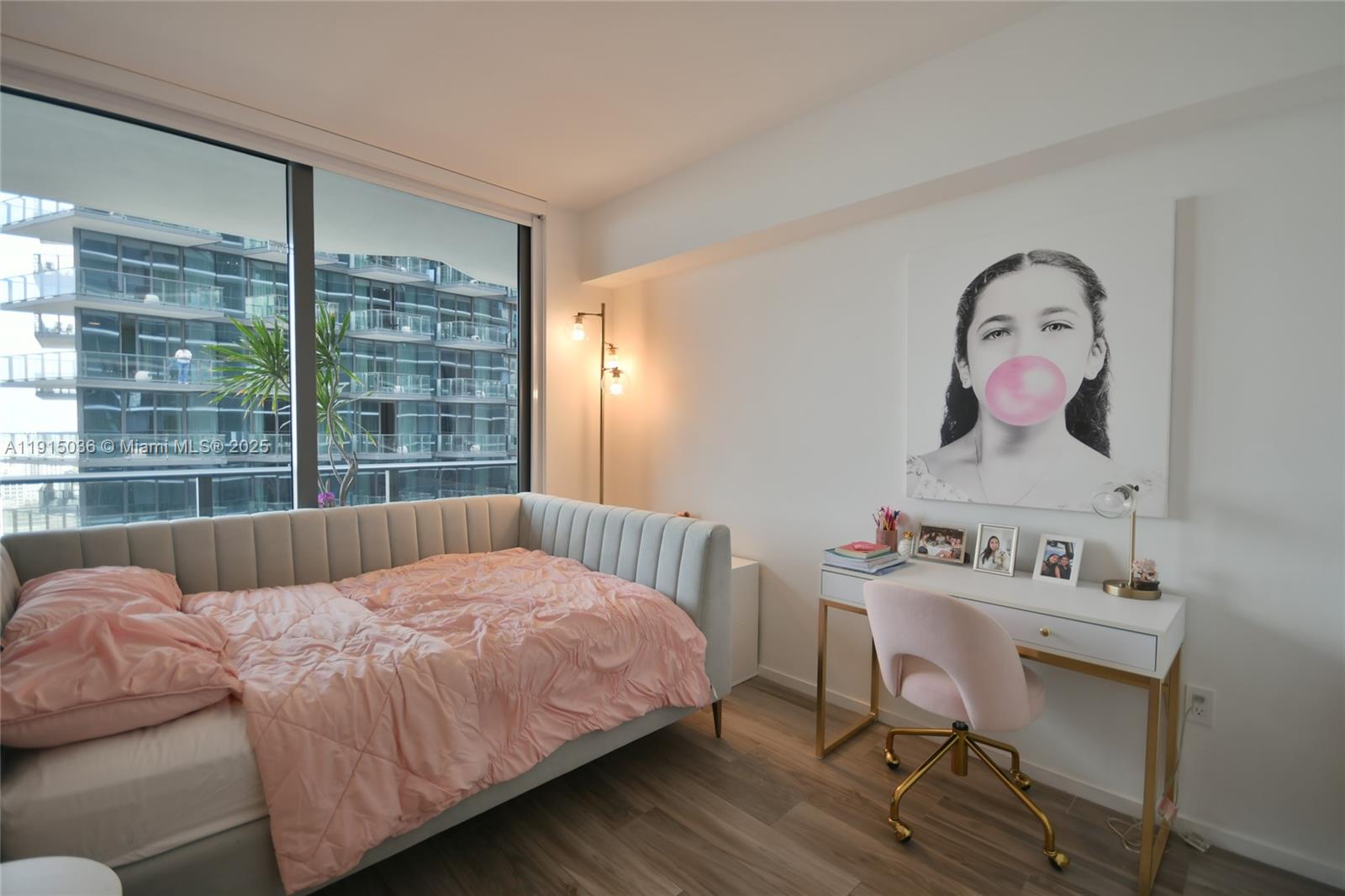 801 SMA RESIDENCES CONDO - Residential Lease