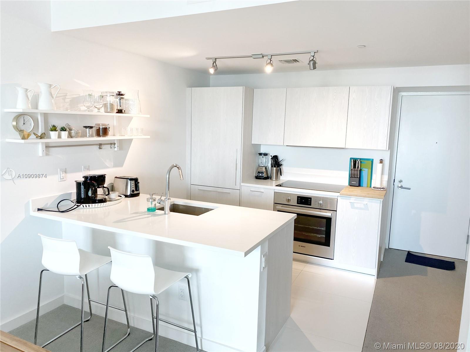 PARAISO BAYVIEWS CONDO - Residential Lease